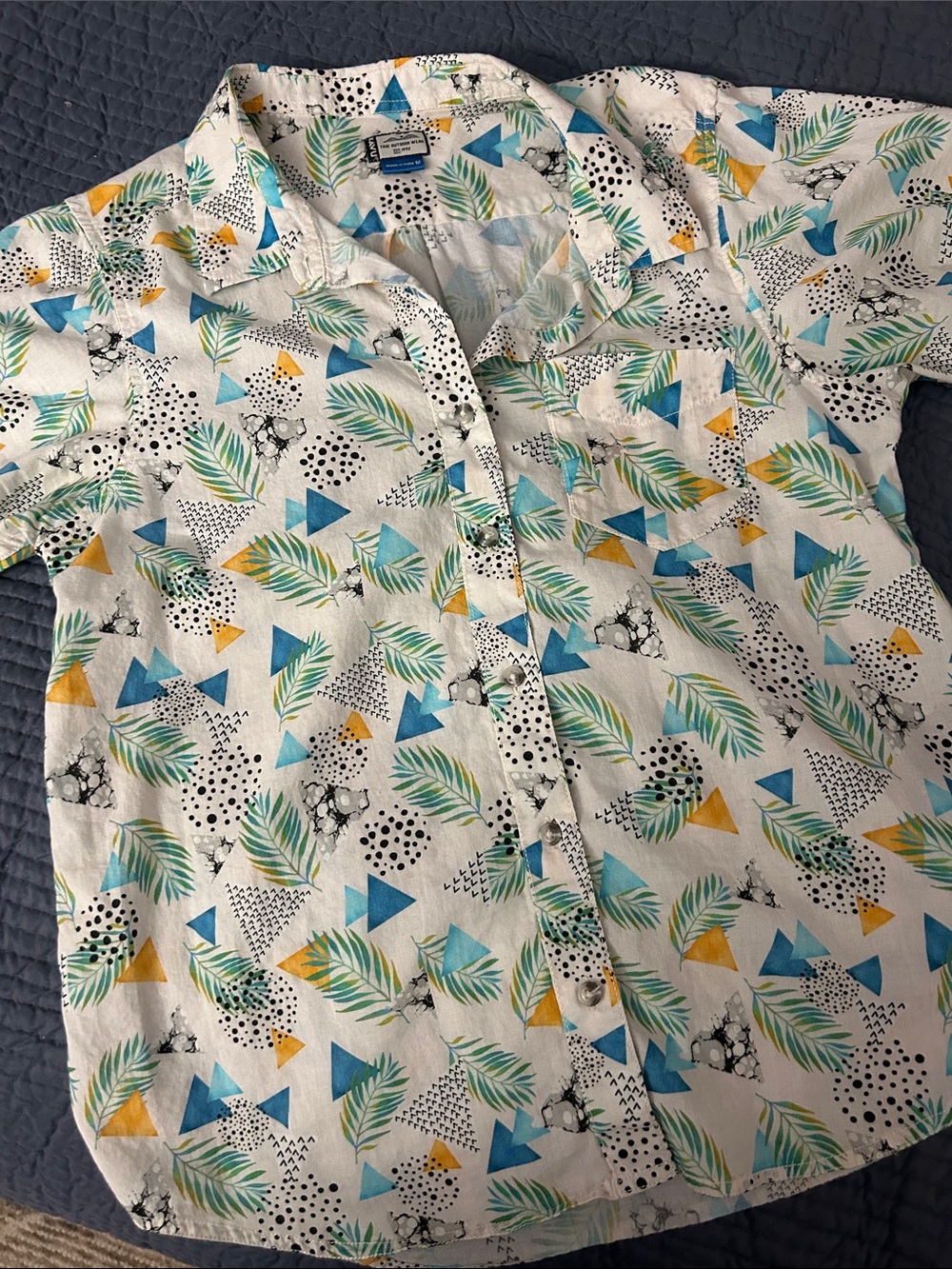 Kavu Girl Party White Short Sleeve Button-Down with Blue, Green & Yellow Print